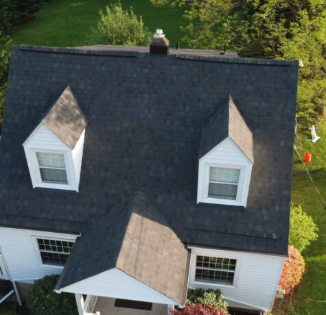 Residential home in Pennsylvania with asphalt shingle roof