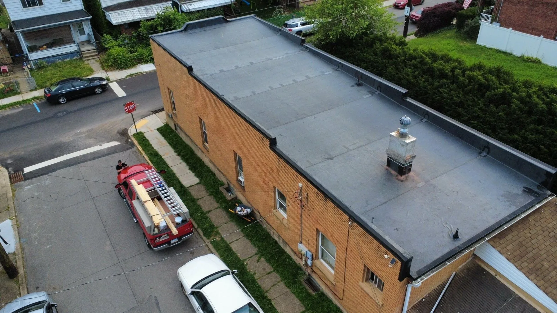 Commercial flat roof by Malick Brothers Exteriors in the Pittsburgh area
