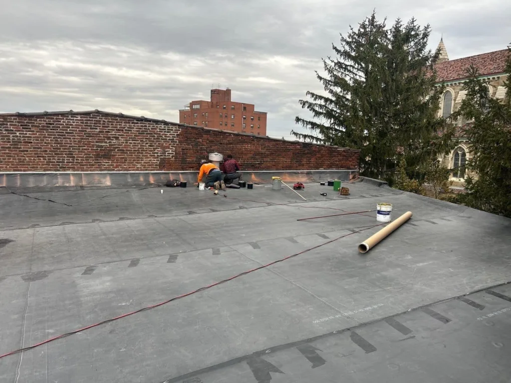Commercial flat roof by Malick Brothers Exteriors in the Pittsburgh area