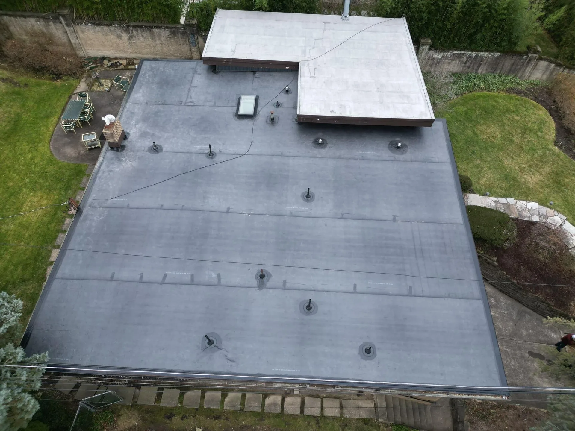Commercial flat roof by Malick Brothers Exteriors in the Pittsburgh area