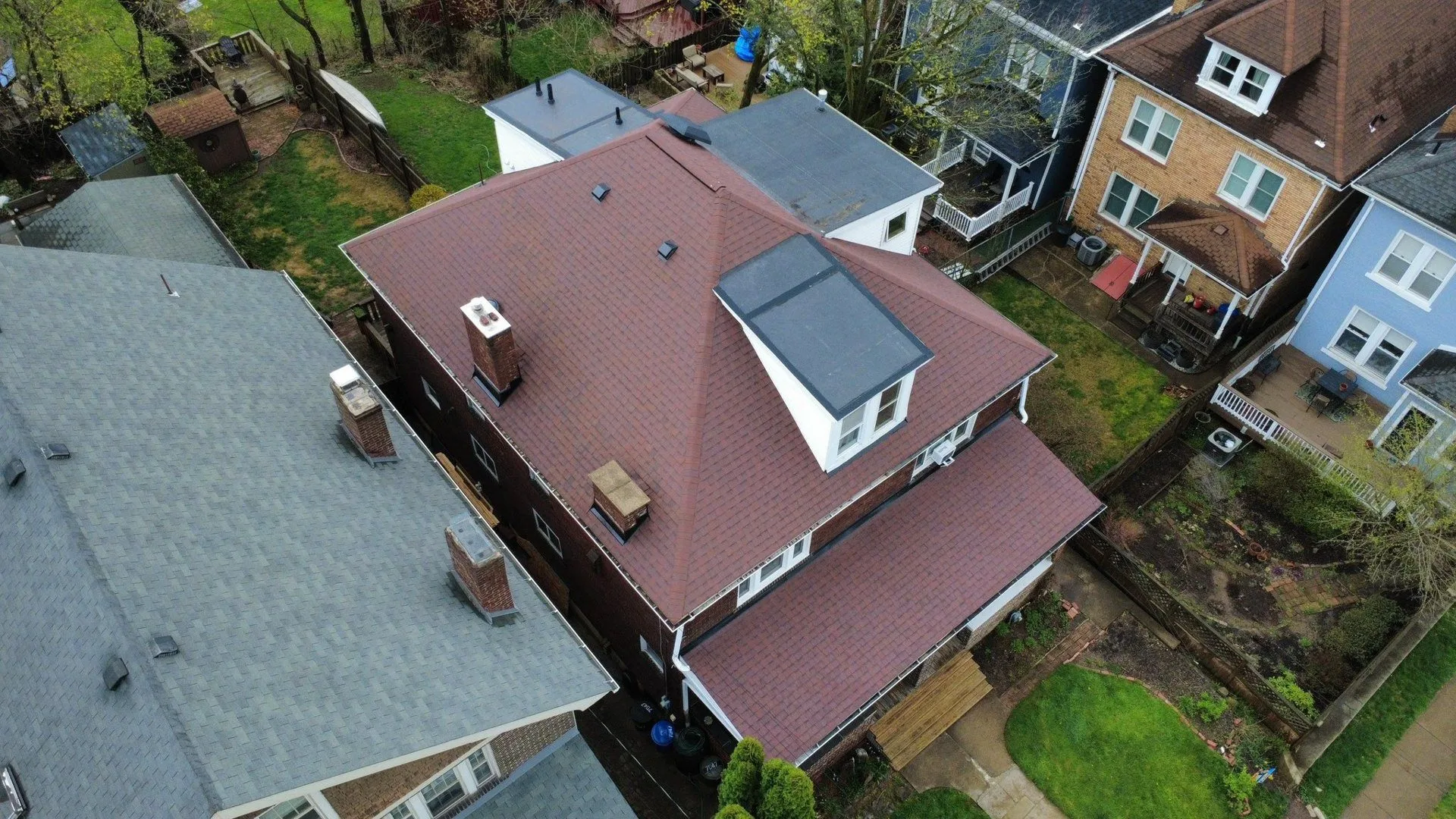 New shingle roof installed by Malick Brothers Exteriors in the Pittsburgh area