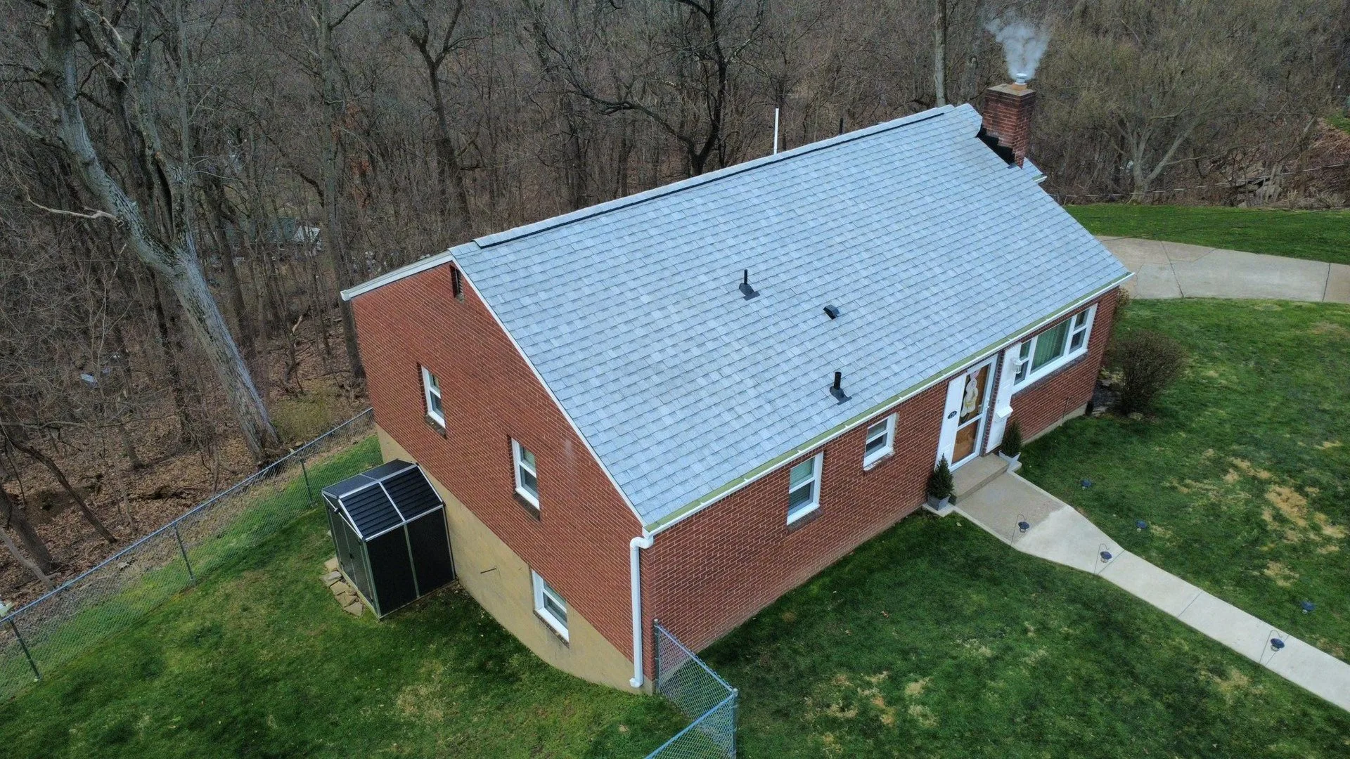 New shingle roof installed by Malick Brothers Exteriors in the Pittsburgh area