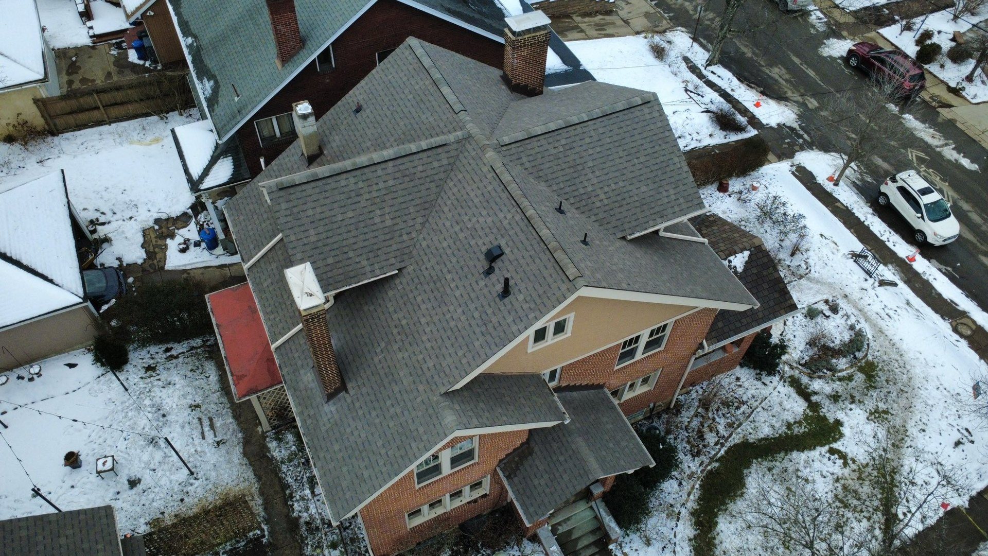 New shingle roof installed by Malick Brothers Exteriors in the Pittsburgh area