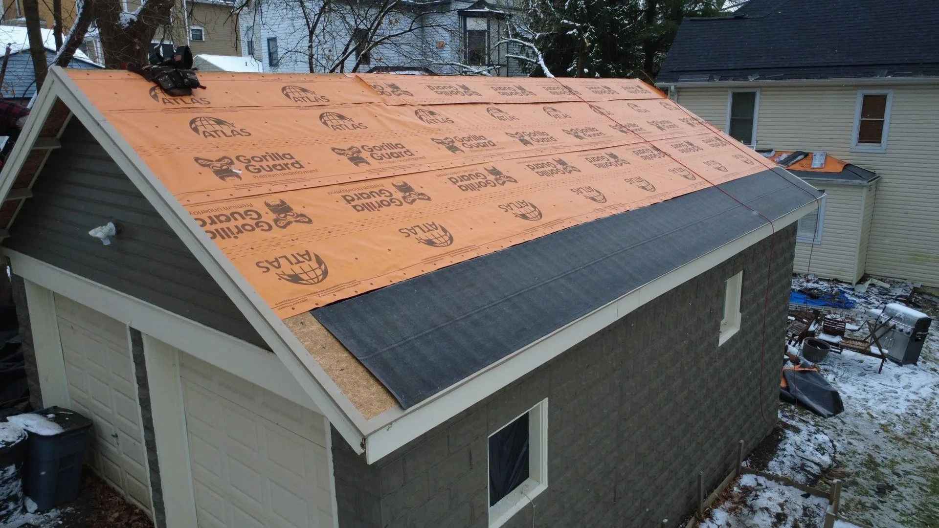 Malick Brothers crew replacing a roof in the Pittsburgh area