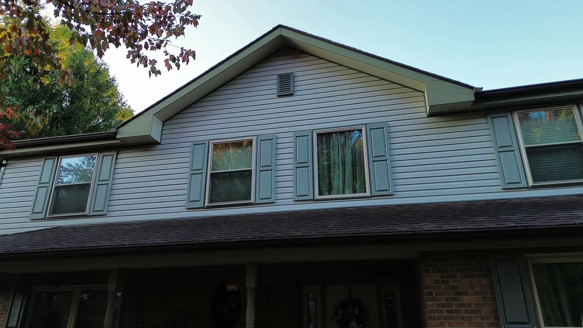 Soffit and fascia work by Malick Brothers Exteriors in the Pittsburgh area